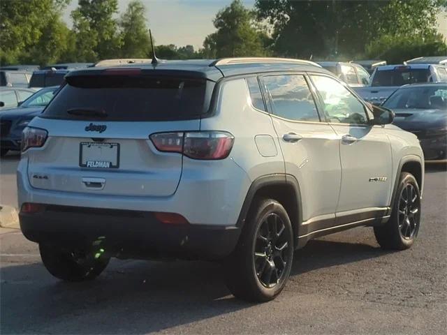 2024 Jeep Compass COMPASS LATITUDE 4X4