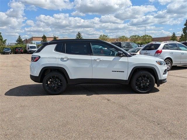 2024 Jeep Compass COMPASS LATITUDE 4X4