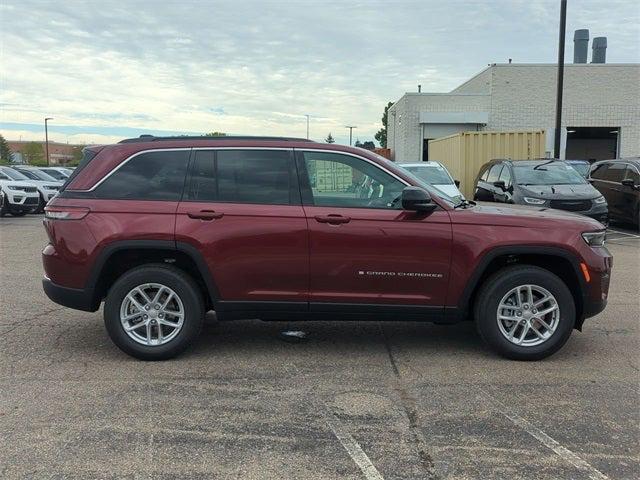 2024 Jeep Grand Cherokee GRAND CHEROKEE LAREDO X 4X4