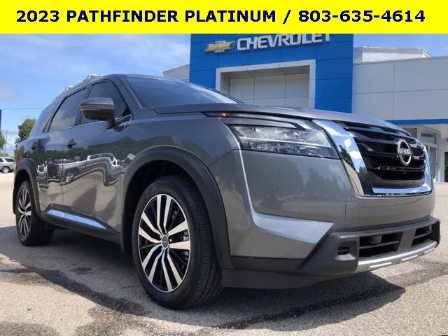 2023 Nissan Pathfinder Platinum FWD