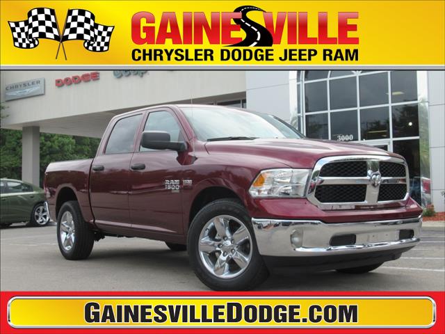 2024 RAM Ram 1500 Classic RAM 1500 CLASSIC TRADESMAN CREW CAB 4X4 57 BOX