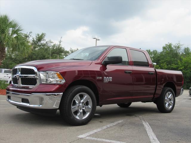 2024 RAM Ram 1500 Classic RAM 1500 CLASSIC TRADESMAN CREW CAB 4X4 57 BOX