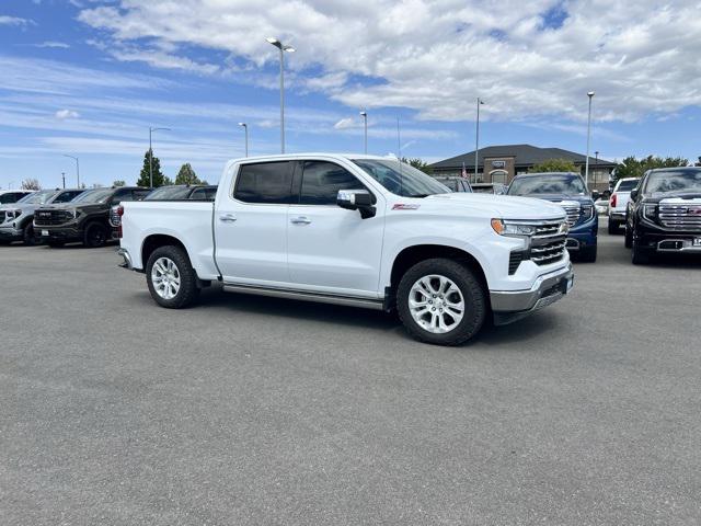 2022 Chevrolet Silverado 1500 4WD Crew Cab Short Bed LTZ