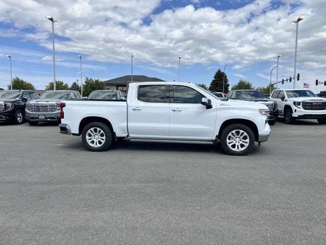 2022 Chevrolet Silverado 1500 4WD Crew Cab Short Bed LTZ