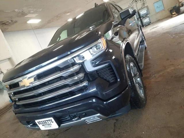 2022 Chevrolet Silverado 1500 4WD Crew Cab Standard Bed High Country 2022 Chevrolet Silverado 1500 4WD Crew Cab Standard Bed High Country