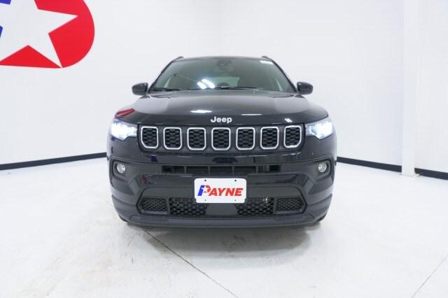 2024 Jeep Compass COMPASS LATITUDE LUX 4X4