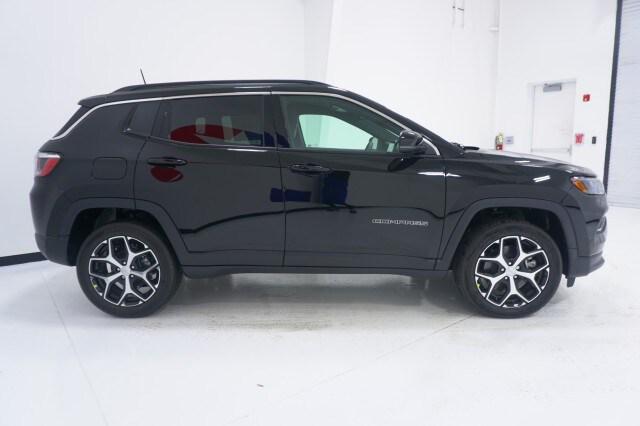 2024 Jeep Compass COMPASS LIMITED 4X4