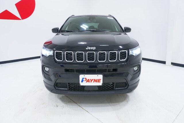 2024 Jeep Compass COMPASS LATITUDE LUX 4X4