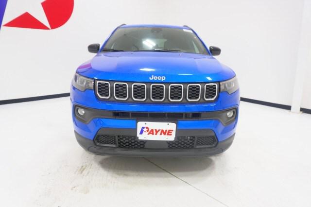 2024 Jeep Compass COMPASS LATITUDE 4X4