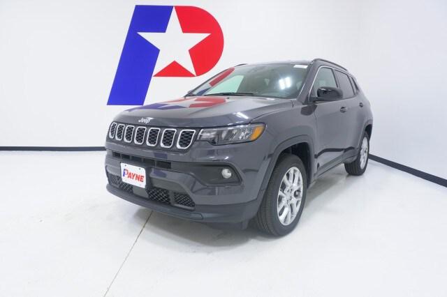 2024 Jeep Compass COMPASS LATITUDE LUX 4X4