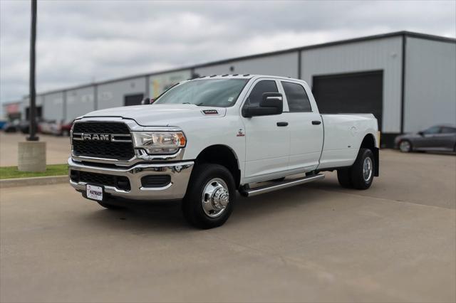 2024 RAM 3500 Tradesman Crew Cab 4x4 8 Box