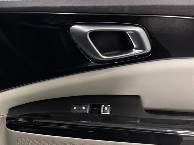 2022 Kia Carnival MPV SX