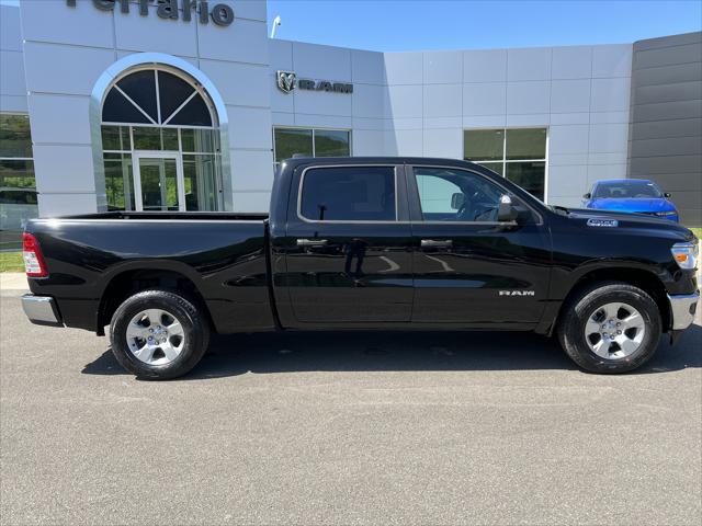 2024 RAM Ram 1500 RAM 1500 BIG HORN CREW CAB 4X4 64 BOX