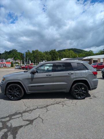 2021 Jeep Grand Cherokee Laredo X 4x4