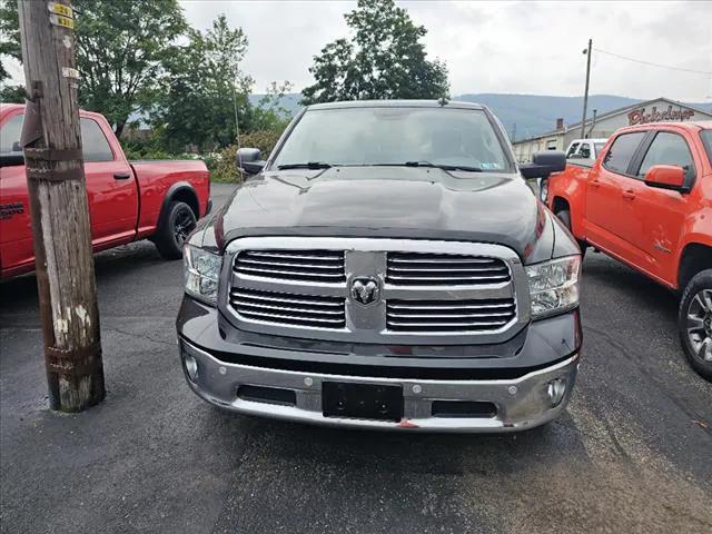 2018 RAM 1500 Big Horn Crew Cab 4x4 57 Box