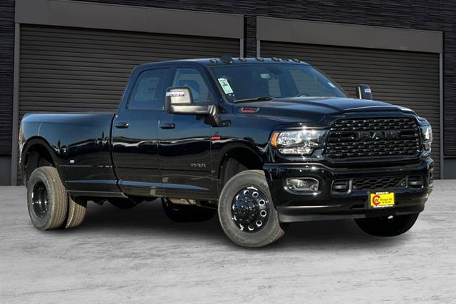 2024 RAM Ram 3500 RAM 3500 BIG HORN CREW CAB 4X4 8 BOX