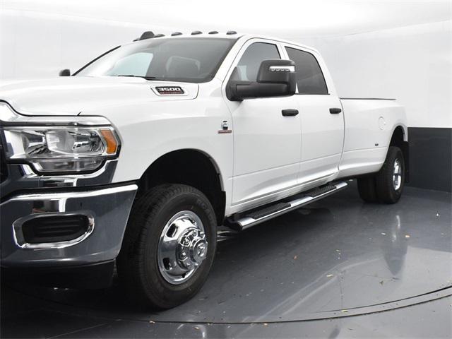 2024 RAM Ram 3500 RAM 3500 TRADESMAN CREW CAB 4X4 8 BOX