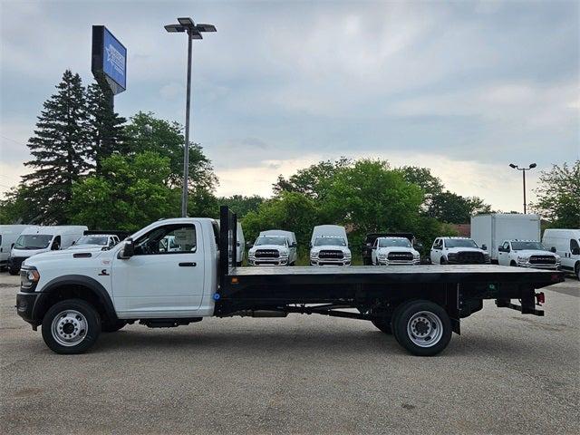 2024 RAM Ram 5500 Chassis Cab RAM 5500 TRADESMAN CHASSIS REGULAR CAB 4X4 120 CA