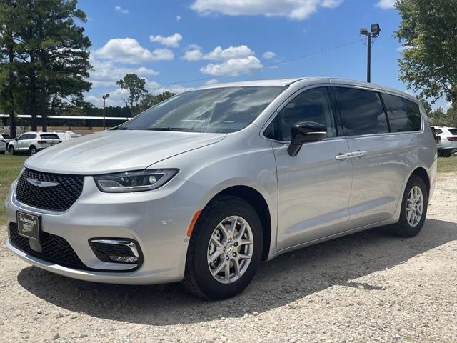 2024 Chrysler Pacifica PACIFICA TOURING L