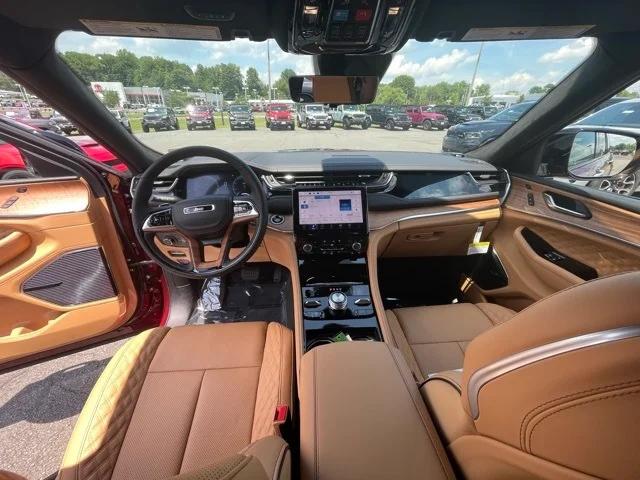 2024 Jeep Grand Cherokee GRAND CHEROKEE SUMMIT RESERVE 4X4