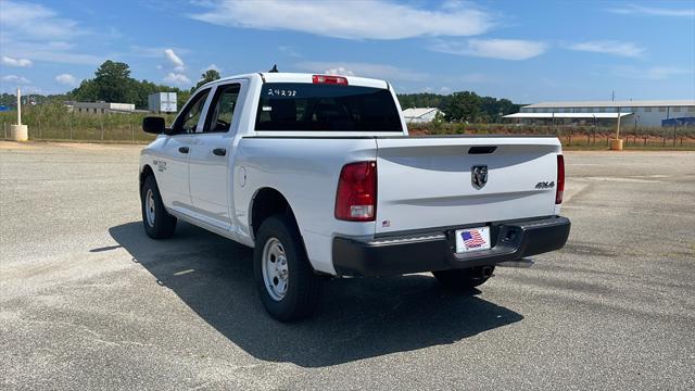 2024 RAM Ram 1500 Classic RAM 1500 CLASSIC TRADESMAN CREW CAB 4X4 57 BOX