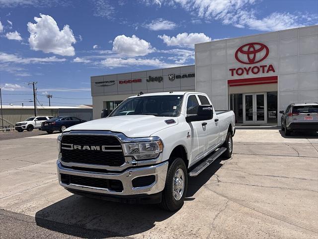 2024 RAM Ram 2500 RAM 2500 TRADESMAN CREW CAB 4X4 8 BOX