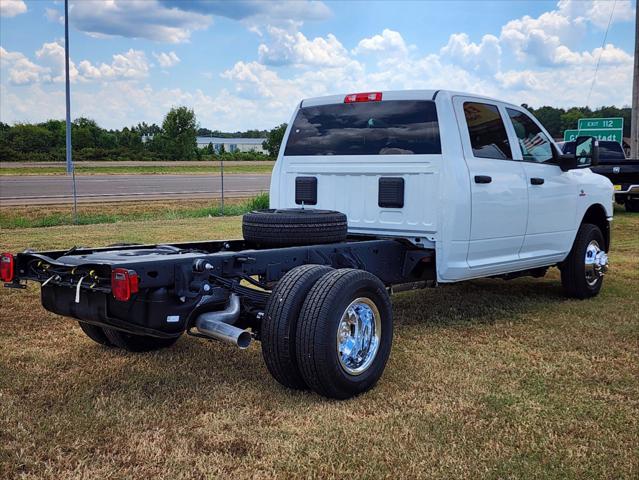 2024 RAM Ram 3500 Chassis Cab RAM 3500 TRADESMAN CREW CAB CHASSIS 4X4 60 CA