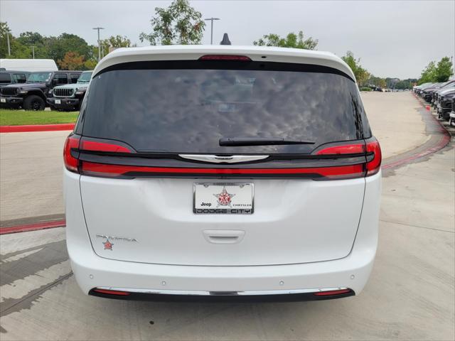 2024 Chrysler Pacifica PACIFICA TOURING L