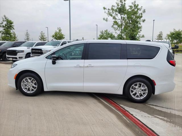 2024 Chrysler Pacifica PACIFICA TOURING L