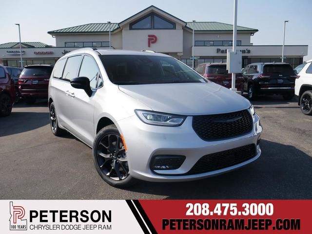 2024 Chrysler Pacifica PACIFICA TOURING L AWD