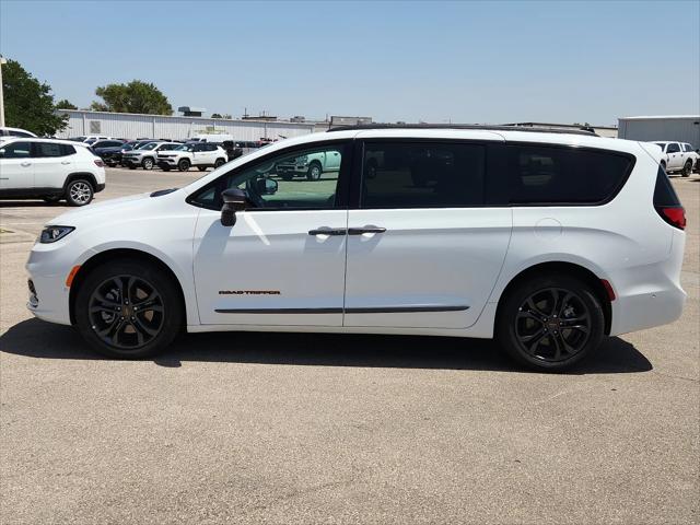 2024 Chrysler Pacifica PACIFICA TOURING L AWD