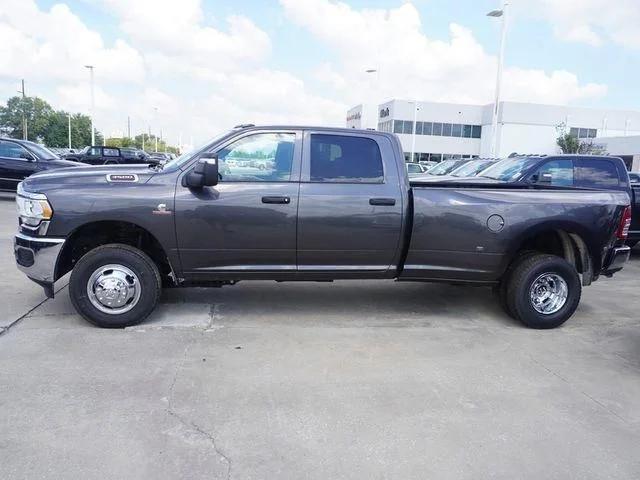 2024 RAM Ram 3500 RAM 3500 TRADESMAN CREW CAB 4X4 8 BOX