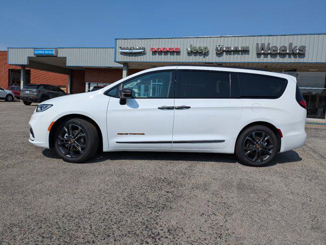 2024 Chrysler Pacifica PACIFICA TOURING L