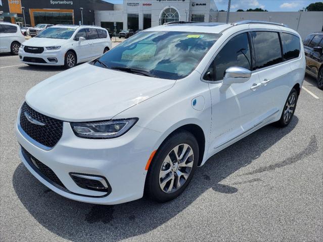 2024 Chrysler Pacifica Hybrid PACIFICA PLUG-IN HYBRID PINNACLE