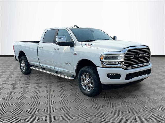 2024 RAM Ram 3500 RAM 3500 LARAMIE CREW CAB 4X4 8 BOX