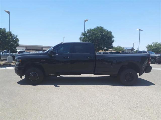 2024 RAM Ram 3500 RAM 3500 LARAMIE CREW CAB 4X4 8 BOX