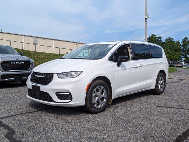 2024 Chrysler Pacifica PACIFICA LIMITED AWD