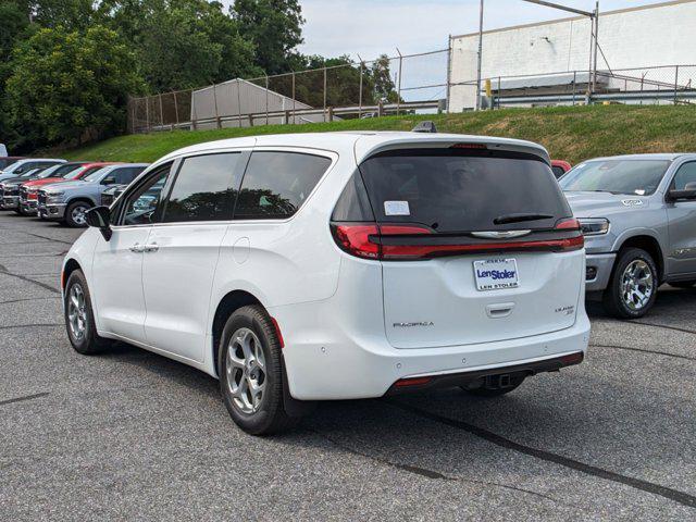 2024 Chrysler Pacifica PACIFICA LIMITED AWD