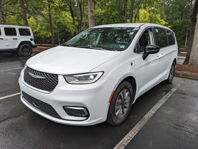 2024 Chrysler Pacifica Hybrid PACIFICA PLUG-IN HYBRID SELECT