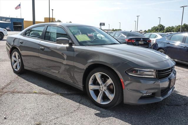 2017 Dodge Charger SXT RWD