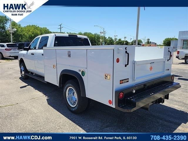 2024 RAM Ram 3500 Chassis Cab RAM 3500 TRADESMAN CREW CAB CHASSIS 4X4 60 CA