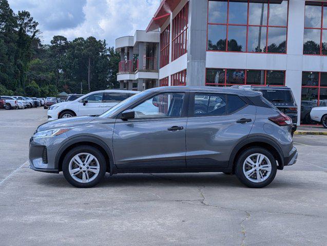 2022 Nissan Kicks S Xtronic CVT