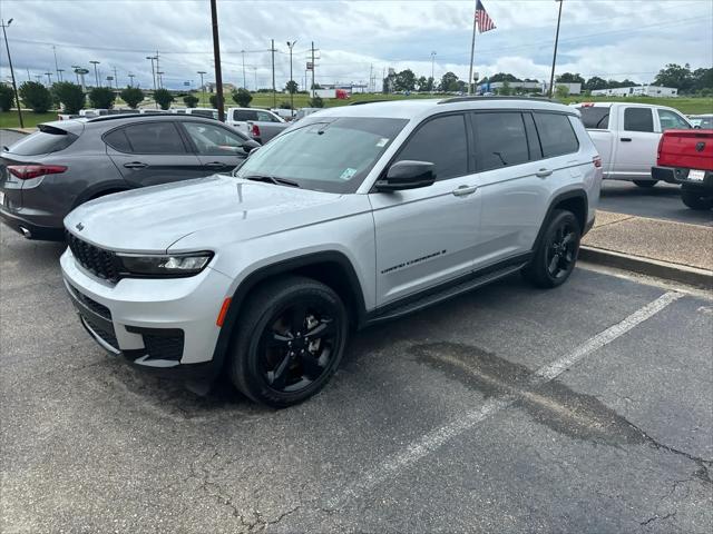 2022 Jeep Grand Cherokee L Altitude 4x2