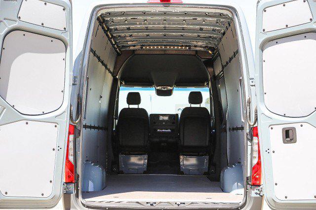 2024 Mercedes-Benz Sprinter 2500 High Roof 4-Cyl Diesel