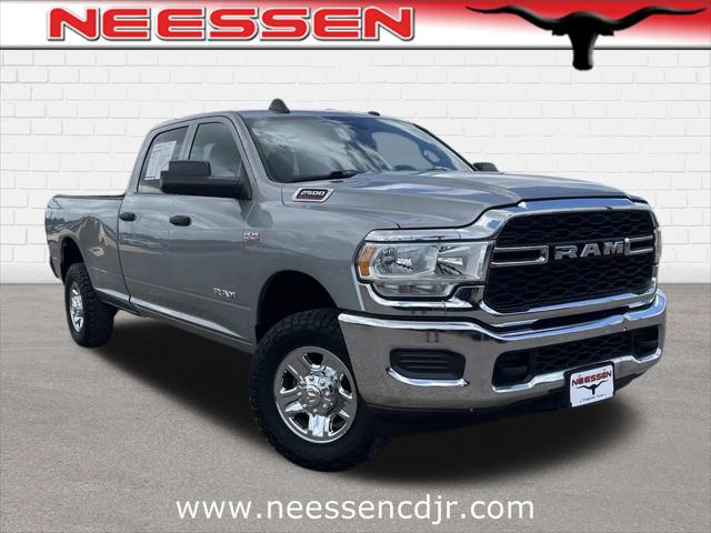 2022 RAM 2500 Tradesman Crew Cab 4x4 8 Box