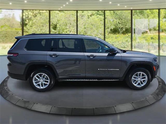 2024 Jeep Grand Cherokee L Laredo X 4x4