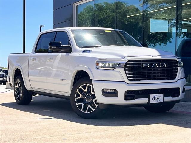 2025 RAM Ram 1500 RAM 1500 LARAMIE CREW CAB 4X4 57 BOX