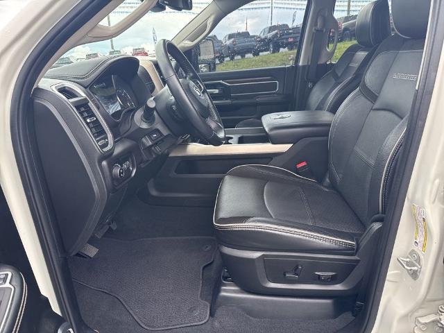 2024 Ram 3500 Laramie Crew Cab 4x4 8' Box