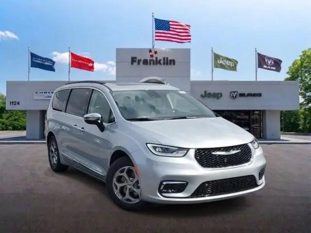 2023 Chrysler Pacifica Limited for sale in Franklin, TN