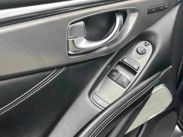 2019 INFINITI Q60 3.0t LUXE